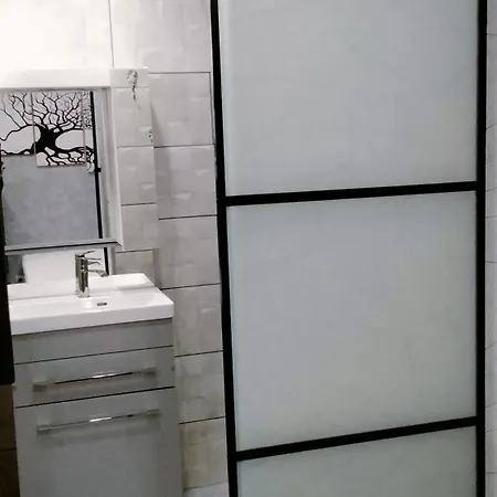 דירה Jujuouragan 2 *