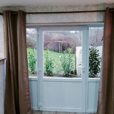 Jujuouragan 2 Apartman