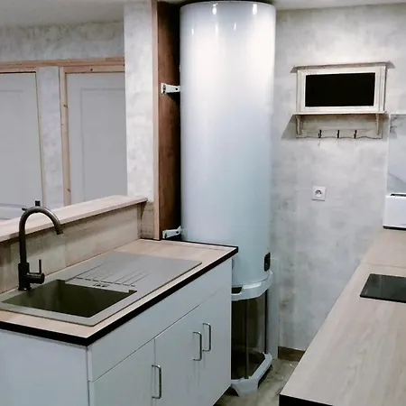 Jujuouragan 2 דירה *